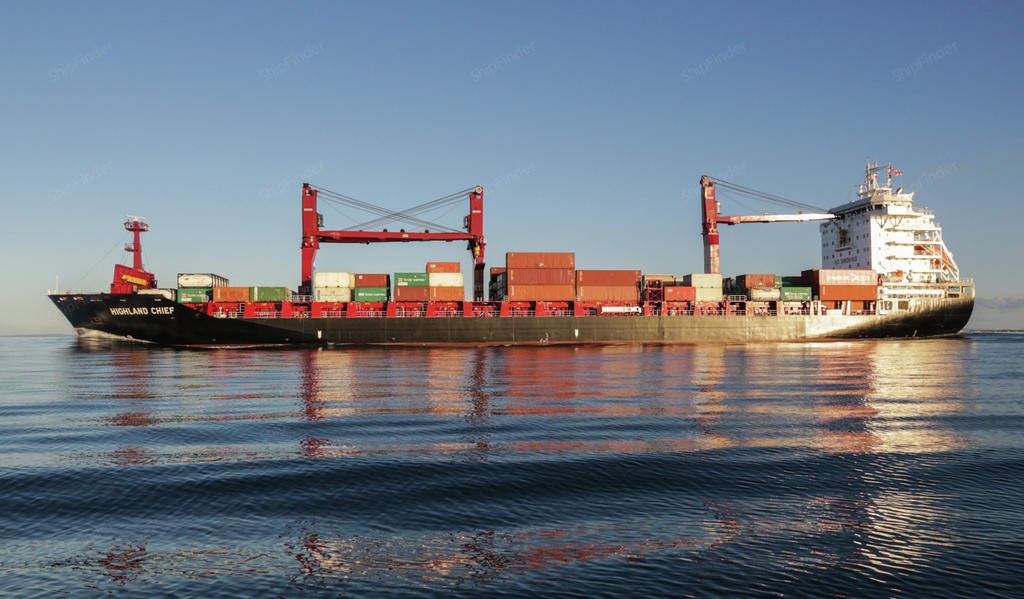 HIGHLAND CHIEF, Container ship - Current position, specs & port calls ...