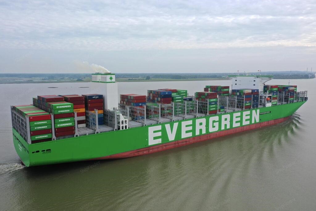 EVER APEX, Container ship - Current position, specs & port calls - MMSI ...